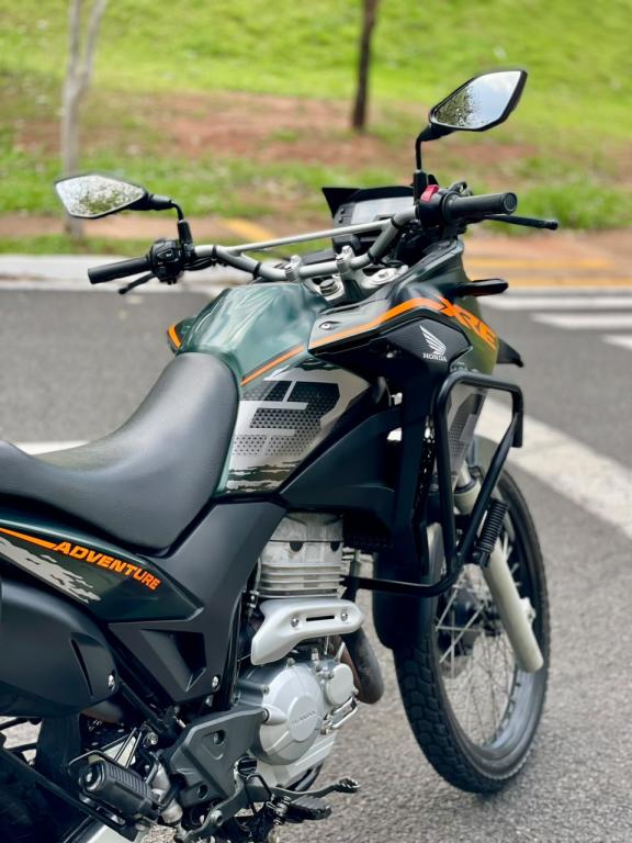 HONDA XRE 300 - Foto