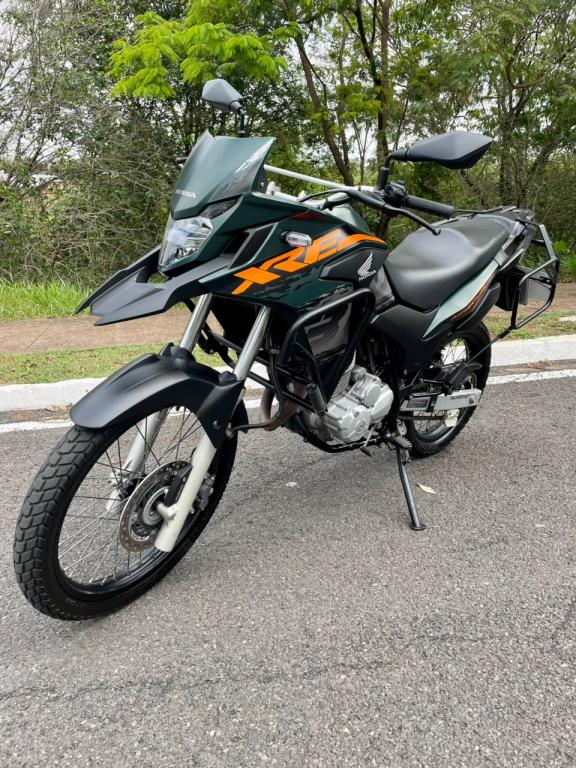 HONDA XRE 300 - Foto