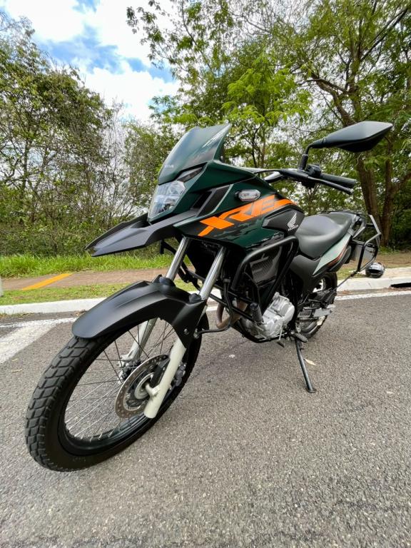 HONDA XRE 300 - Foto