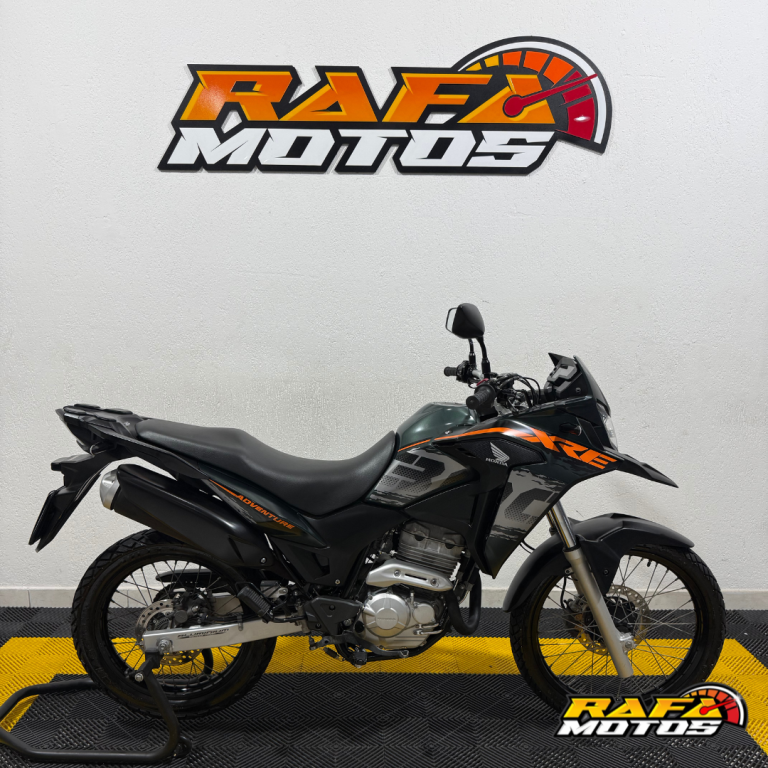 HONDA XRE 300 - Foto