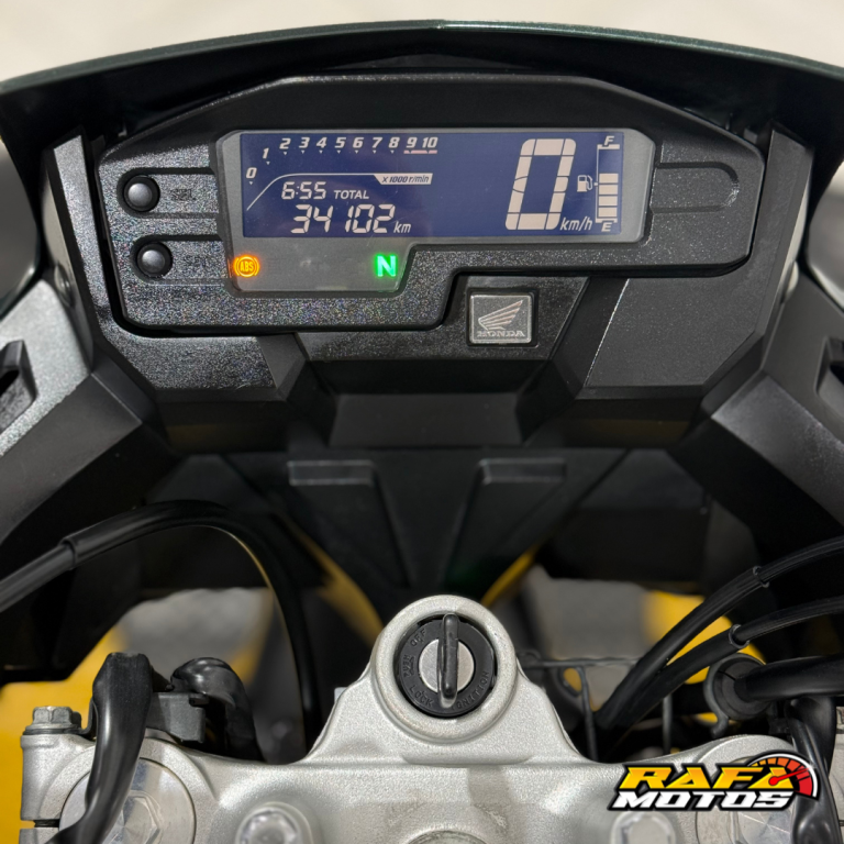 HONDA XRE 300 - Foto