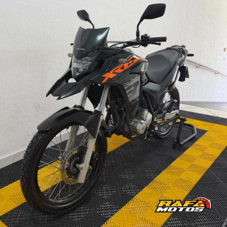 HONDA XRE 300 - Foto
