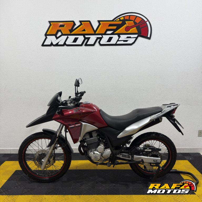 HONDA XRE 300