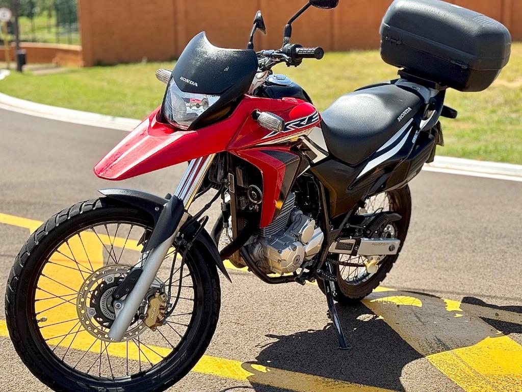 HONDA XRE 300 - Foto