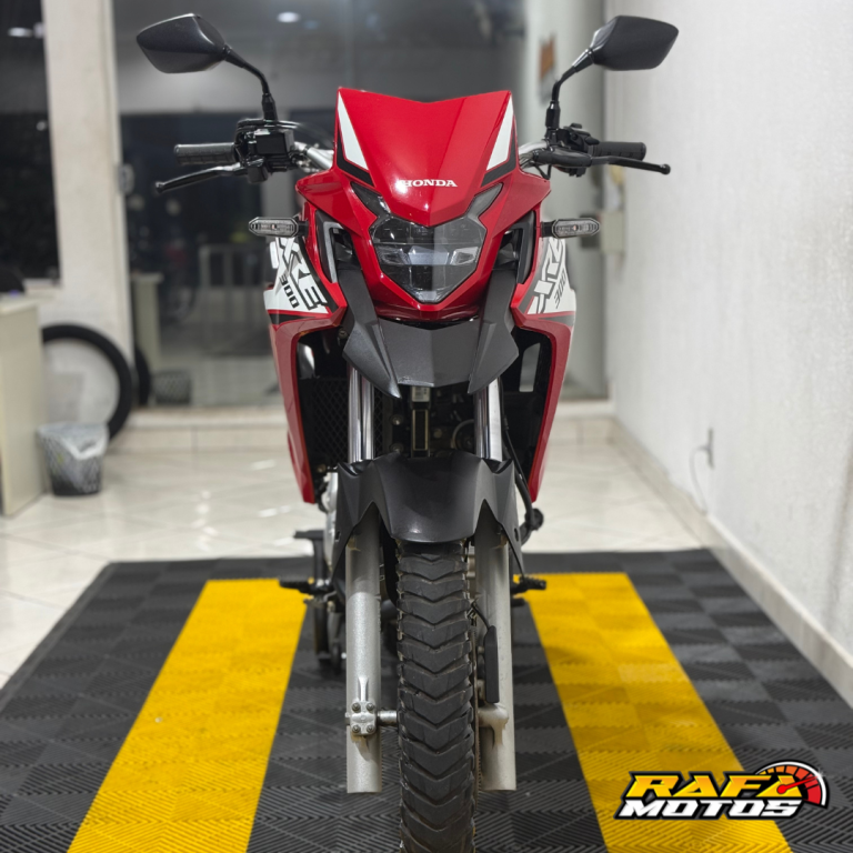 HONDA XRE 300 - Foto