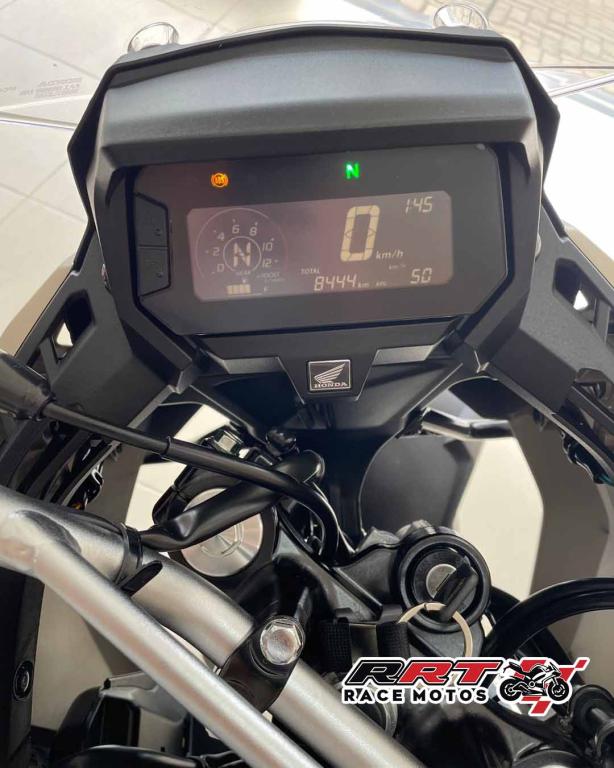 HONDA XRE 300 Sahara - Foto