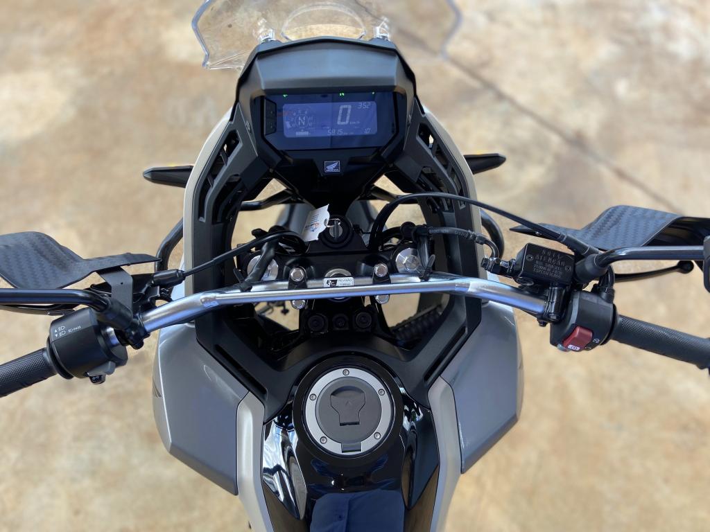 HONDA XRE 300 Sahara - Foto