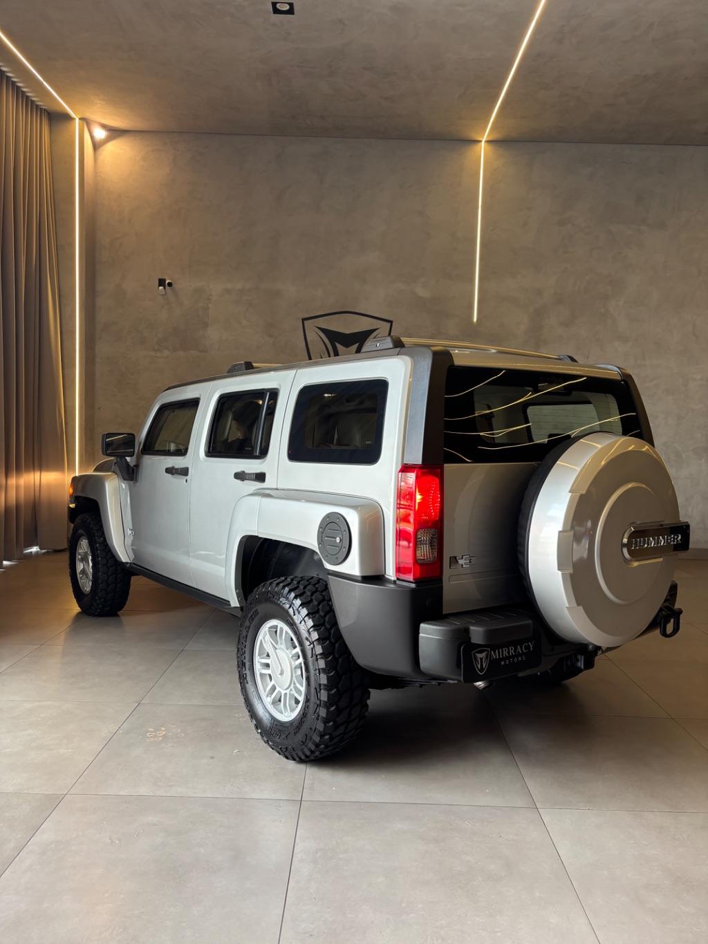 HUMMER H3 - Foto
