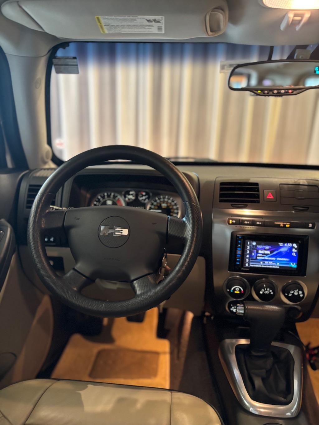 HUMMER H3 - Foto