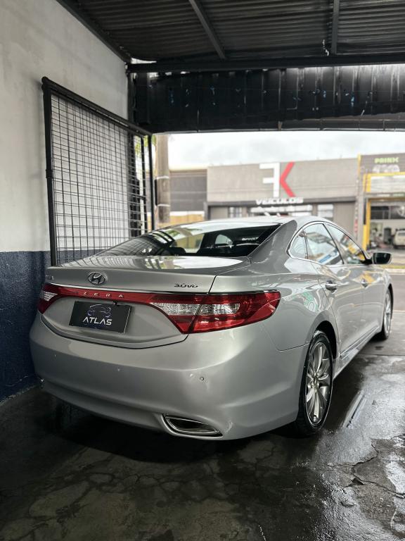 HYUNDAI Azera - Foto
