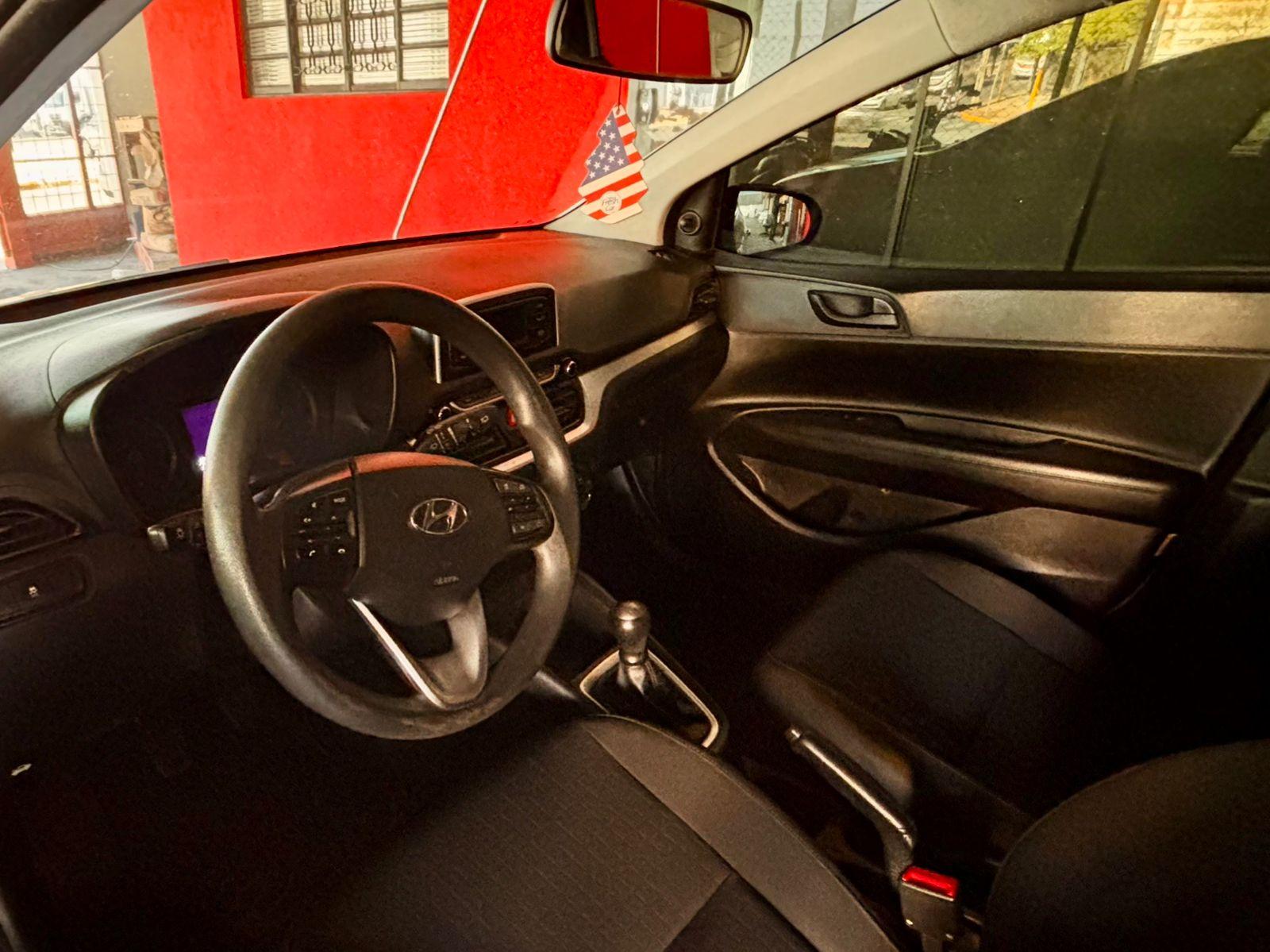 HYUNDAI H 100 - Foto