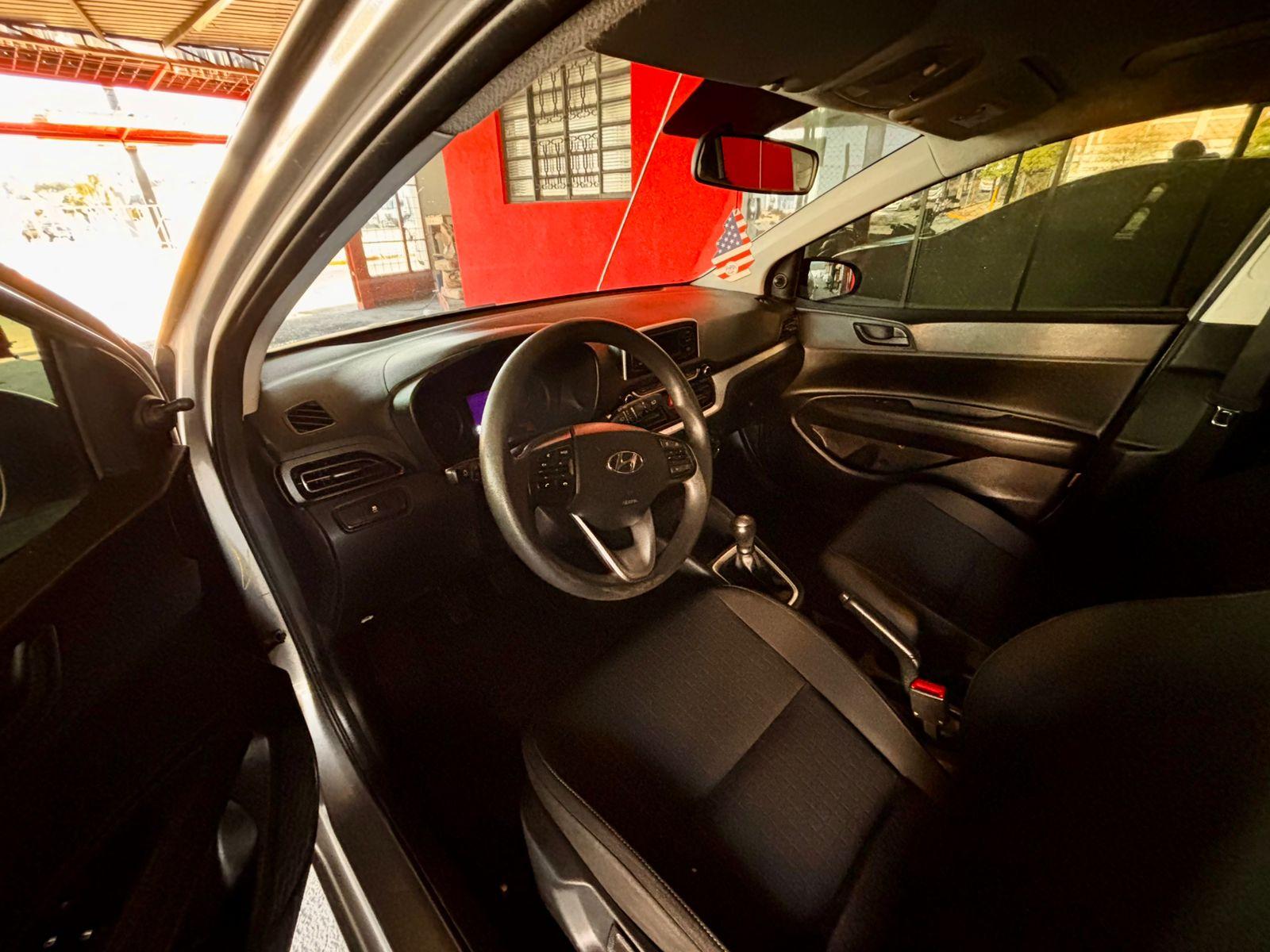 HYUNDAI H 100 - Foto