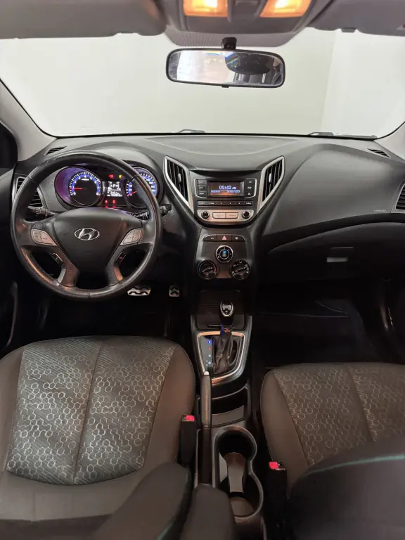 HYUNDAI HB 20 Hatch X - Foto