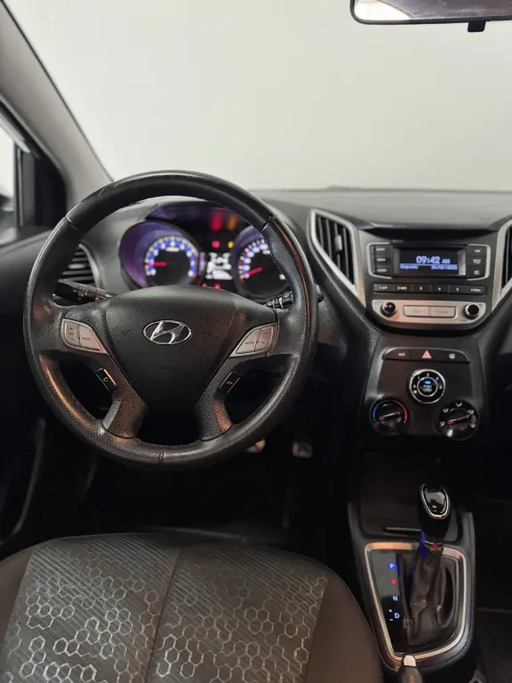 HYUNDAI HB 20 Hatch X - Foto