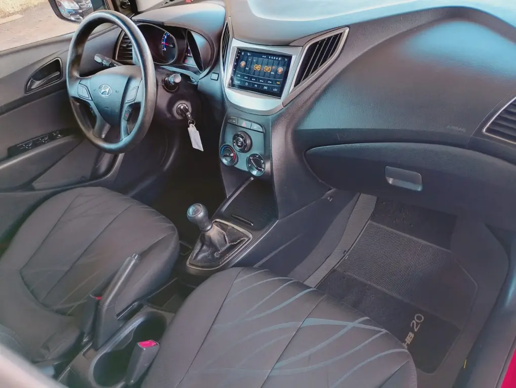 HYUNDAI HB 20 Hatch - Foto
