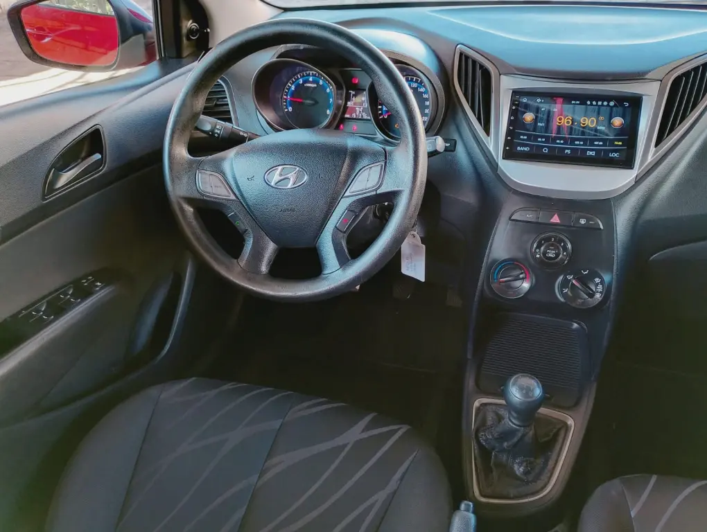 HYUNDAI HB 20 Hatch - Foto