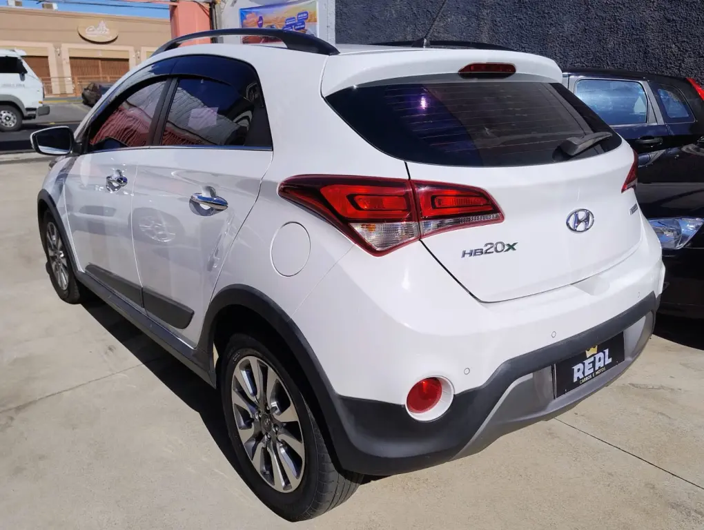 HYUNDAI HB 20 Hatch X - Miniatura