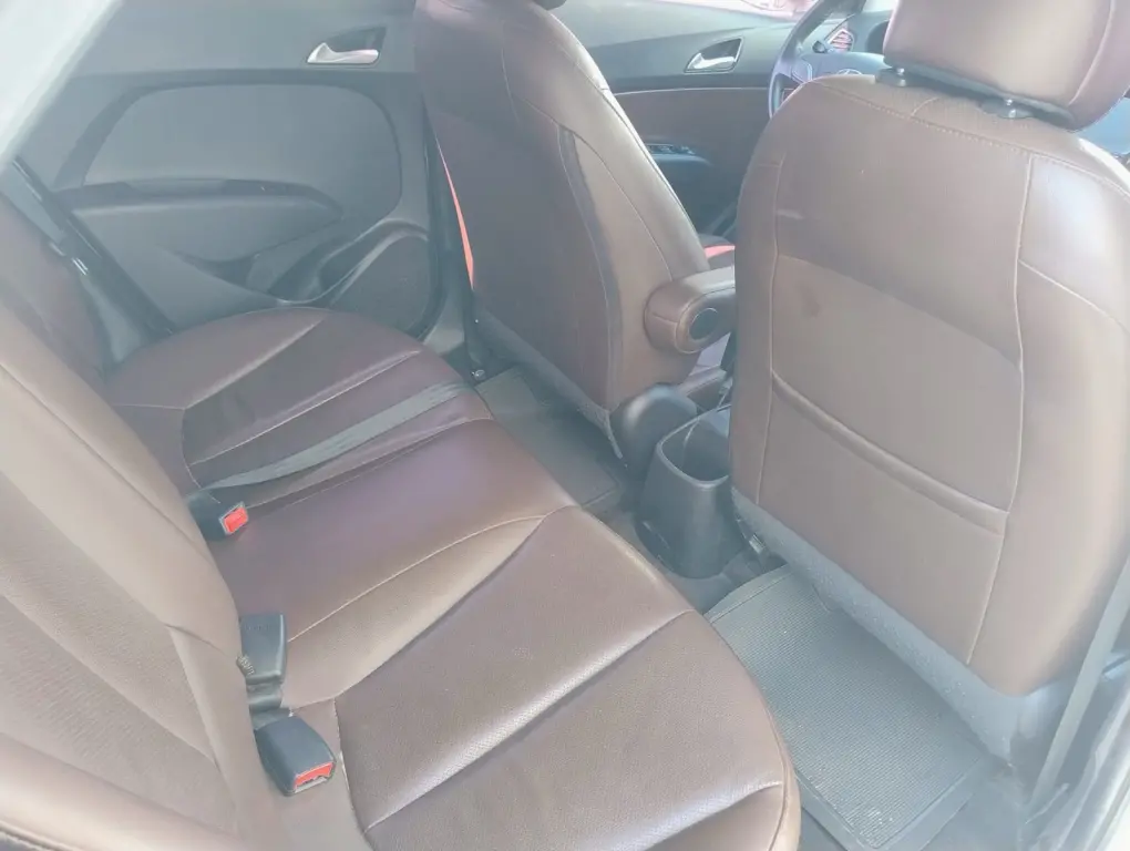 HYUNDAI HB 20 Hatch X - Foto