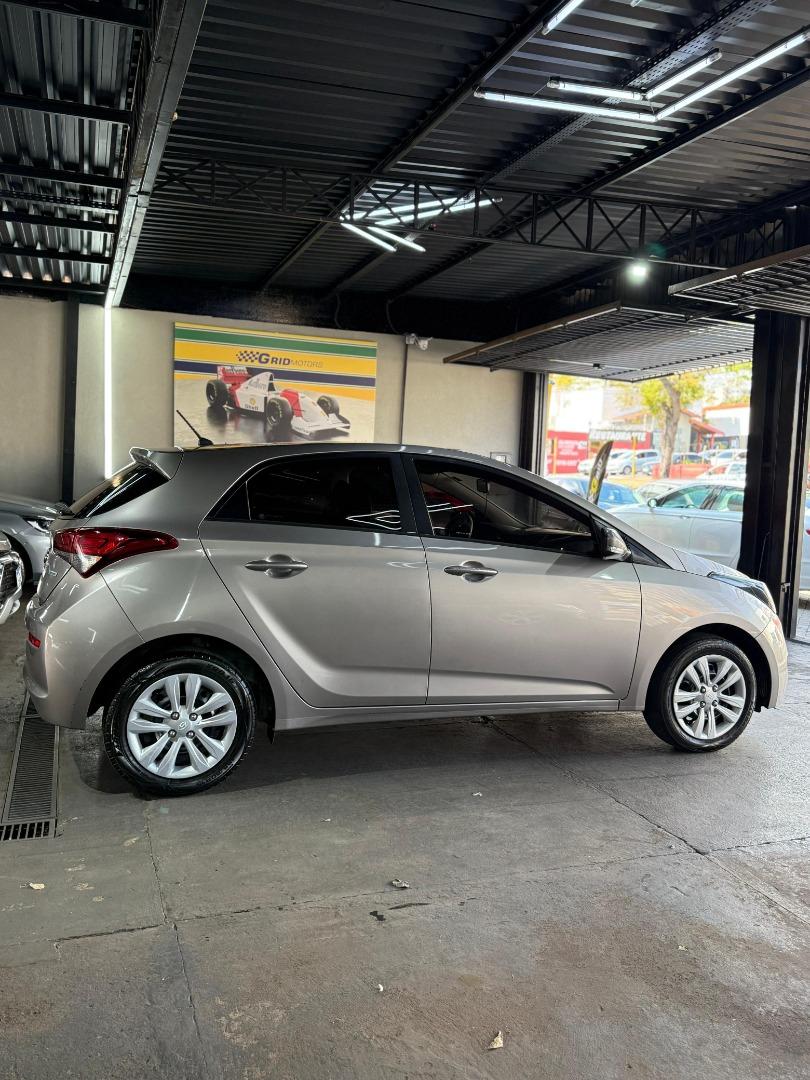 HYUNDAI HB 20 Hatch - Foto