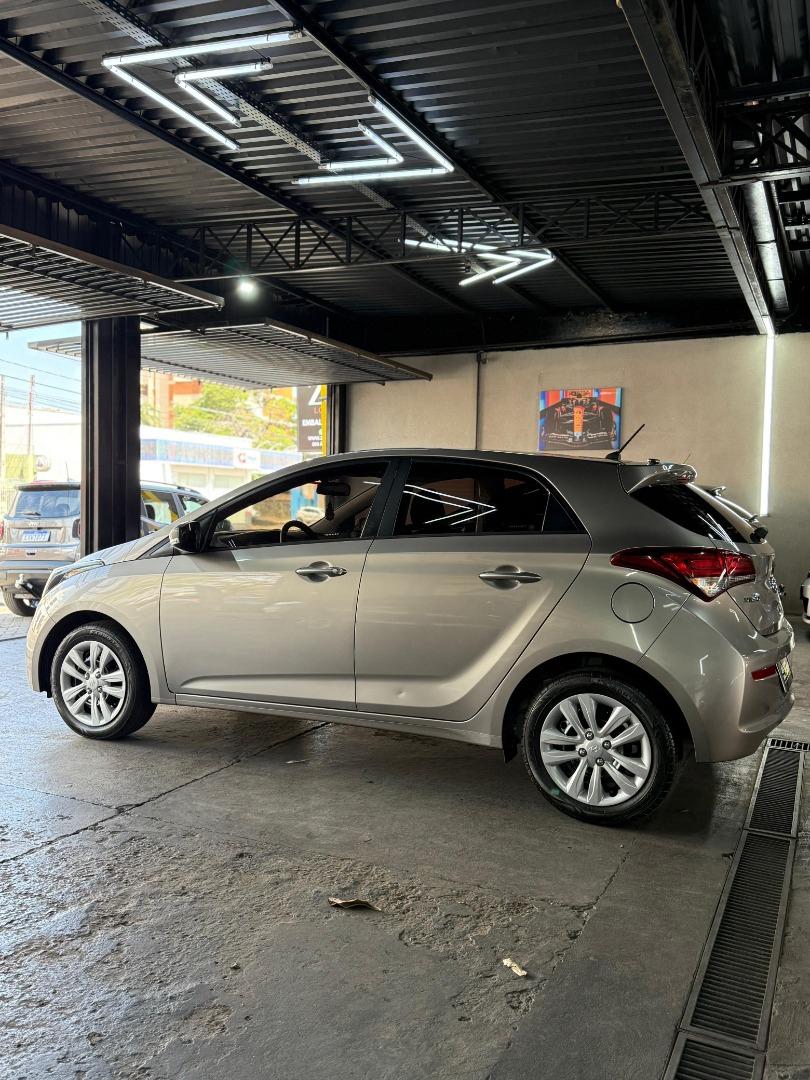 HYUNDAI HB 20 Hatch - Foto