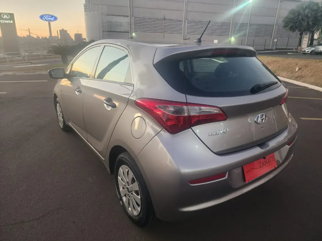 HYUNDAI HB 20 Hatch - Foto