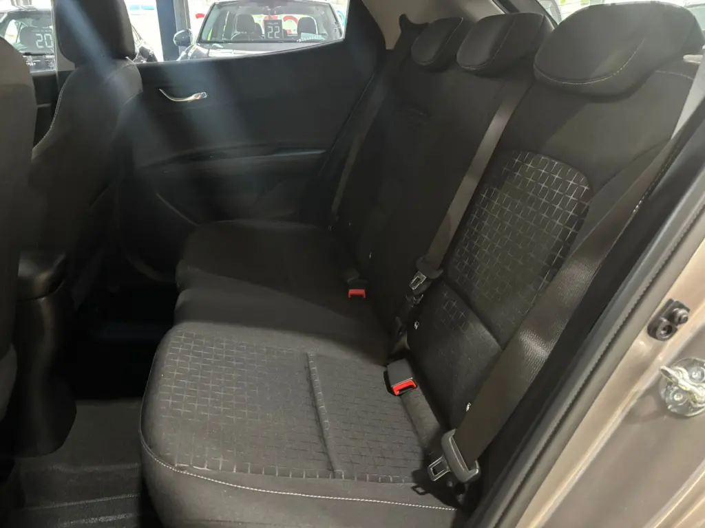 HYUNDAI HB 20 Hatch - Miniatura