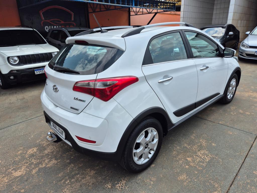 HYUNDAI HB 20 Hatch X - Foto