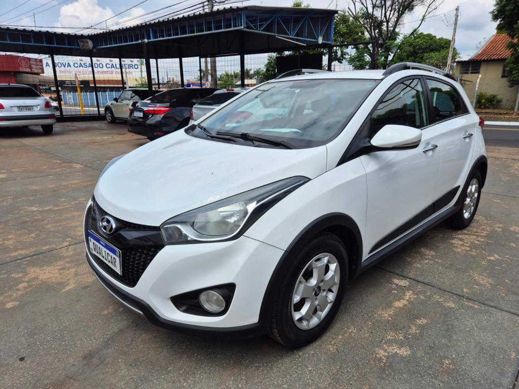 HYUNDAI HB 20 Hatch X - Foto