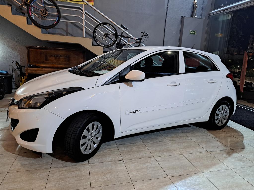 HYUNDAI HB 20 Hatch - Foto