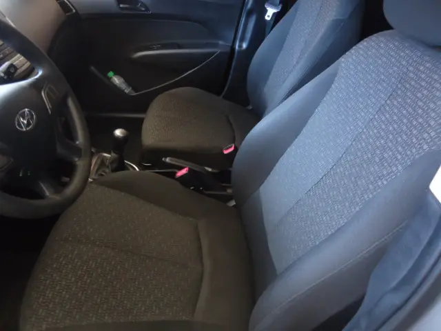 HYUNDAI HB 20 Hatch - Foto