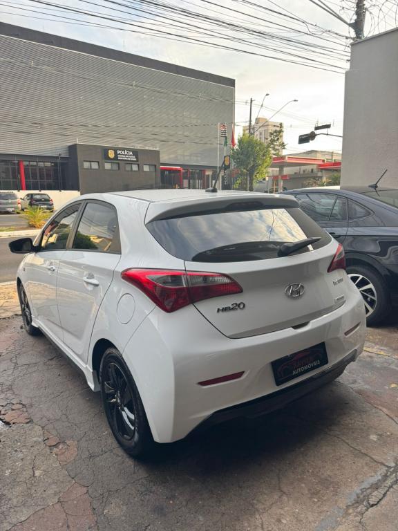 HYUNDAI HB 20 Hatch - Foto