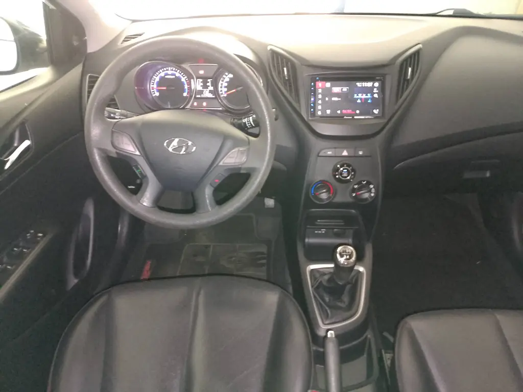 HYUNDAI HB 20 Hatch - Foto