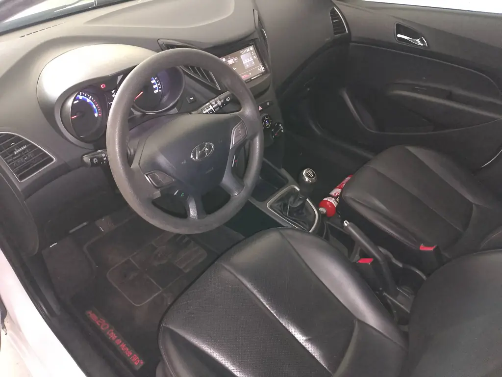 HYUNDAI HB 20 Hatch - Foto