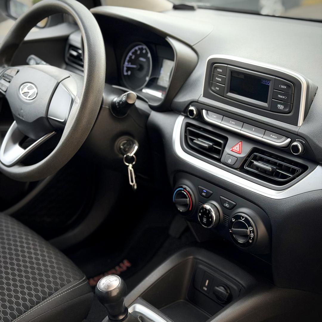 HYUNDAI HB 20 Hatch - Foto