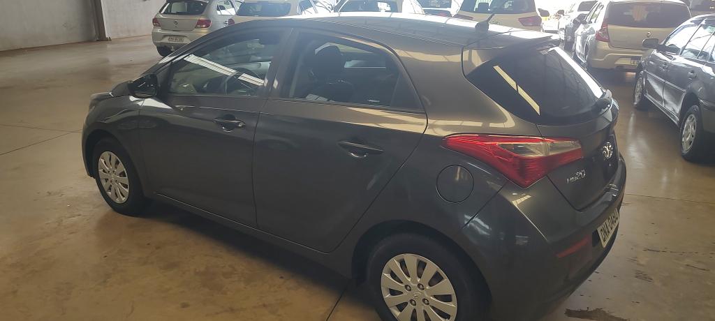 HYUNDAI HB 20 Hatch - Foto