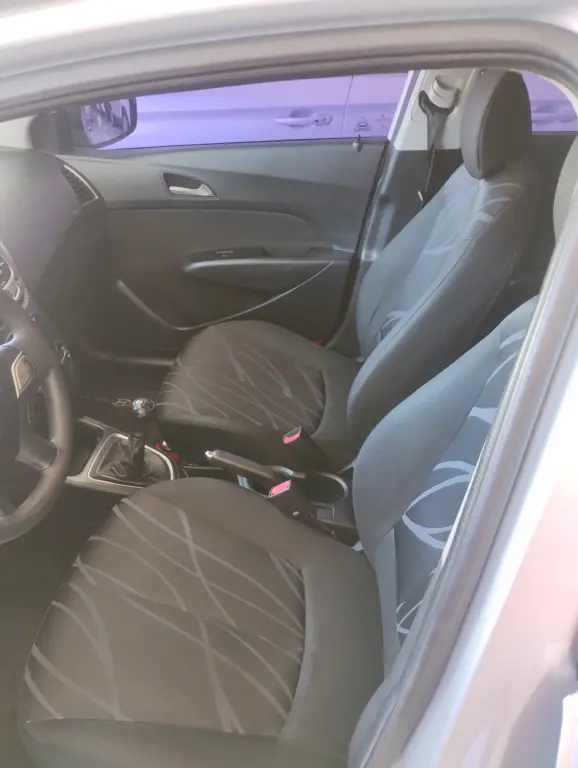 HYUNDAI HB 20 Hatch - Foto