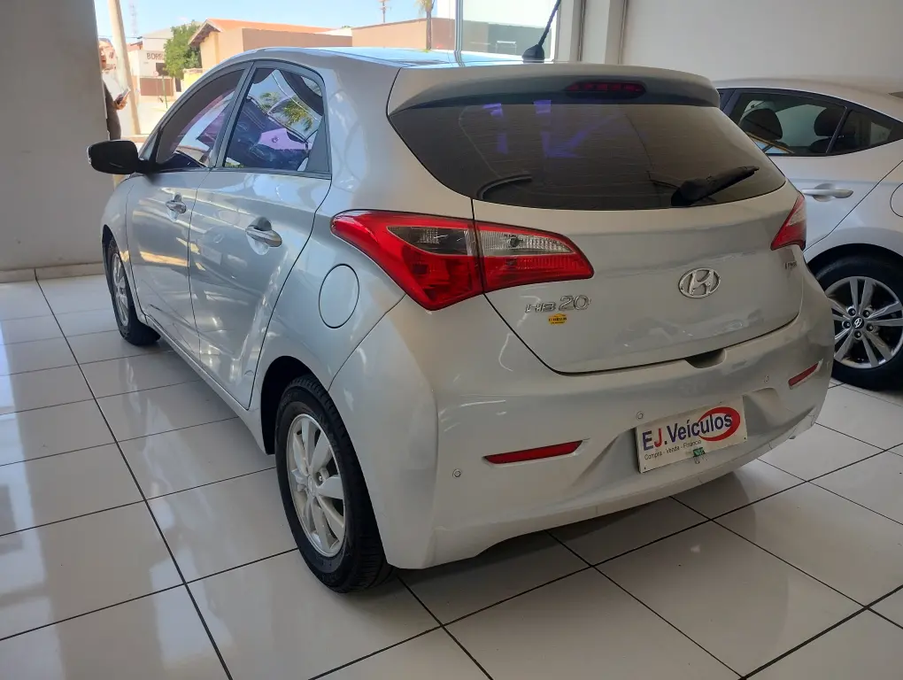 HYUNDAI HB 20 Hatch - Foto