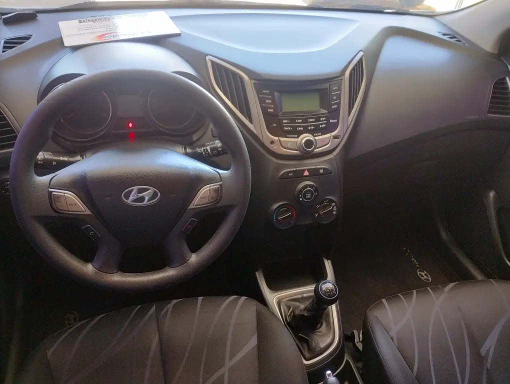 HYUNDAI HB 20 Hatch - Foto