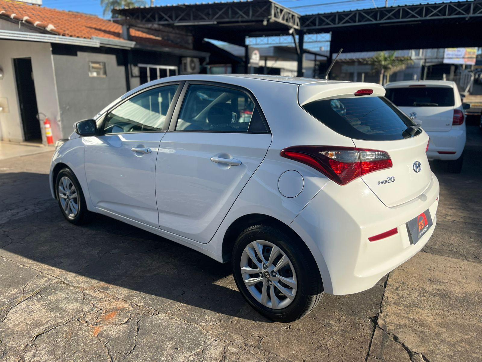 HYUNDAI HB 20 Hatch - Foto