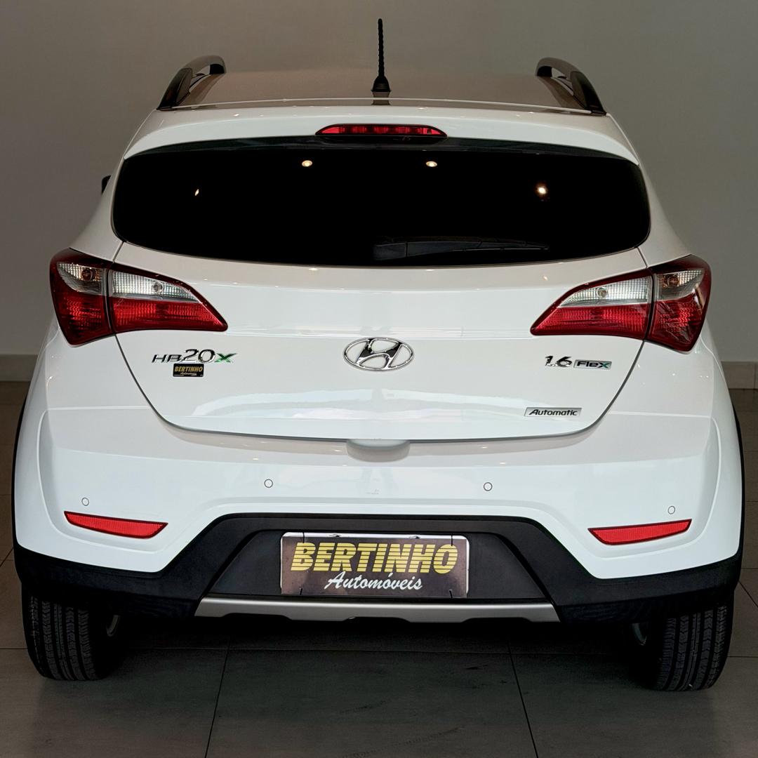 HYUNDAI HB 20 Hatch X - Foto