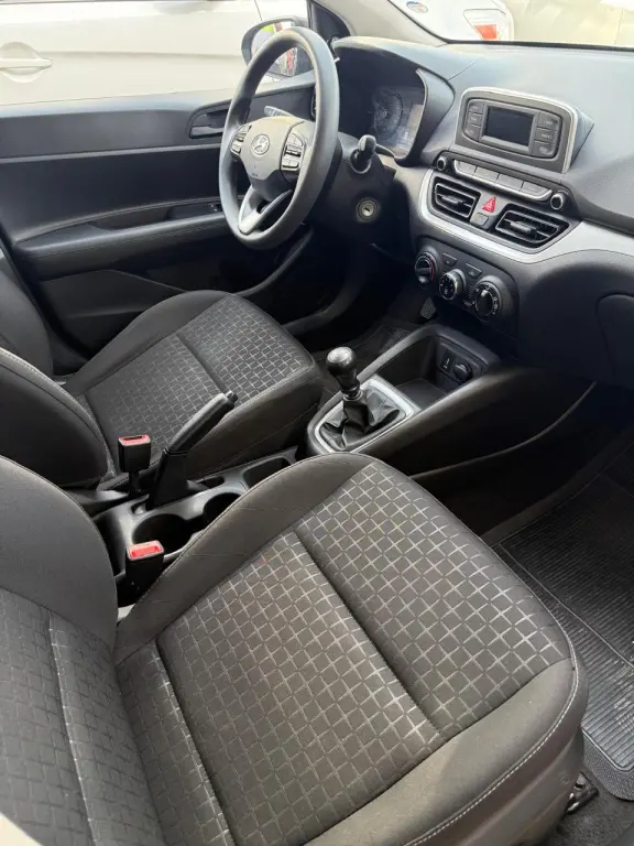 HYUNDAI HB 20 Hatch - Foto