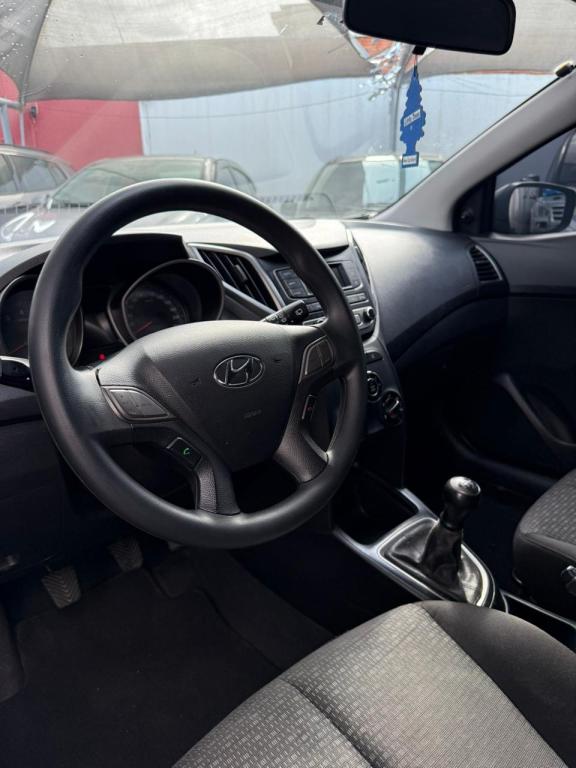 HYUNDAI HB 20 Hatch - Foto