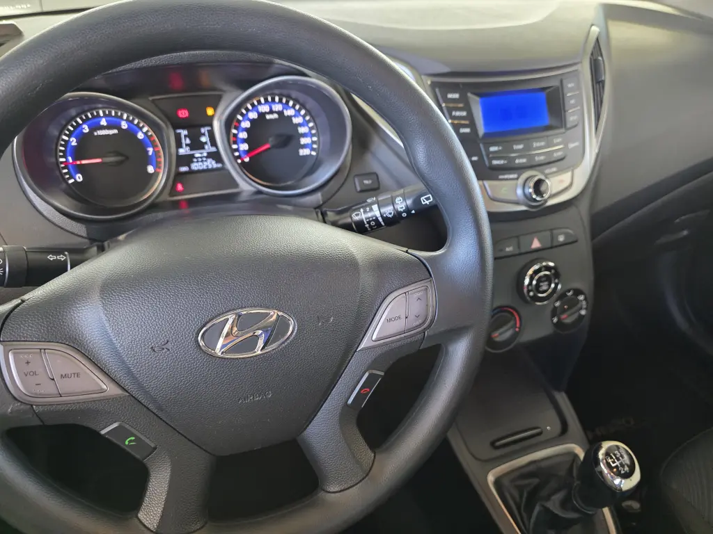 HYUNDAI HB 20 Hatch - Foto
