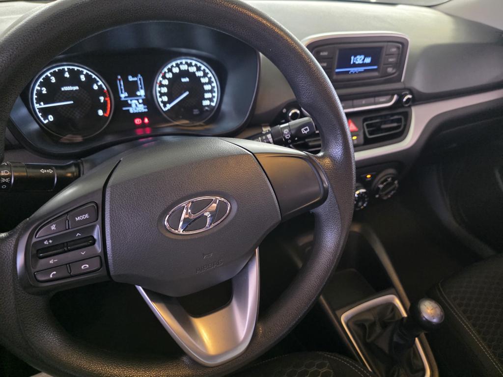 HYUNDAI HB 20 Hatch - Foto