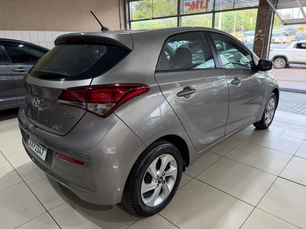 HYUNDAI HB 20 Hatch - Foto