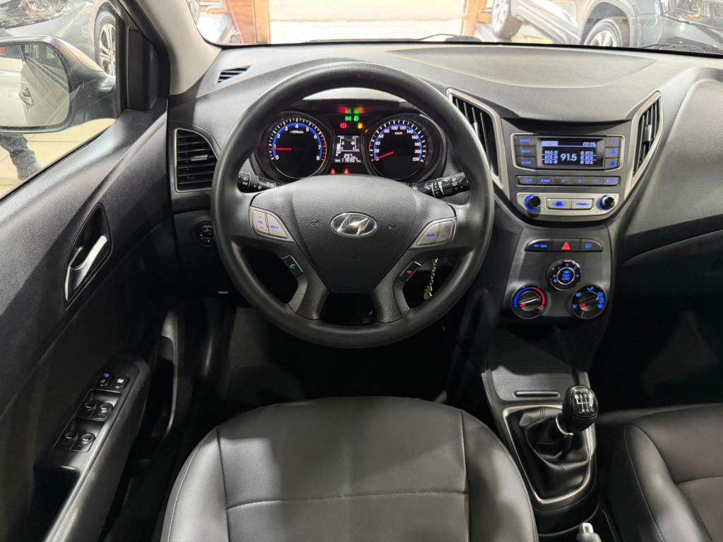 HYUNDAI HB 20 Hatch - Foto