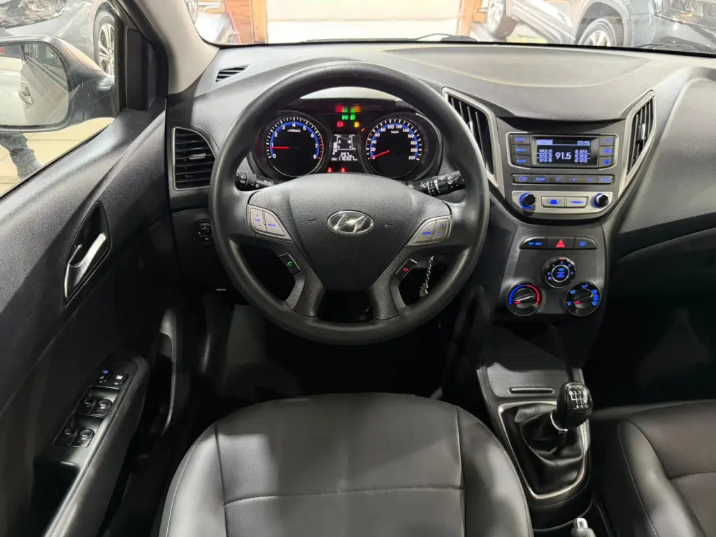 HYUNDAI HB 20 Hatch - Foto