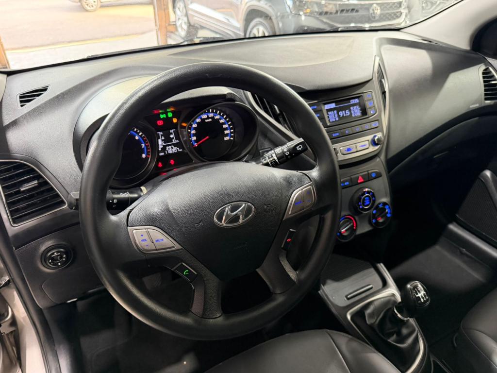 HYUNDAI HB 20 Hatch - Foto