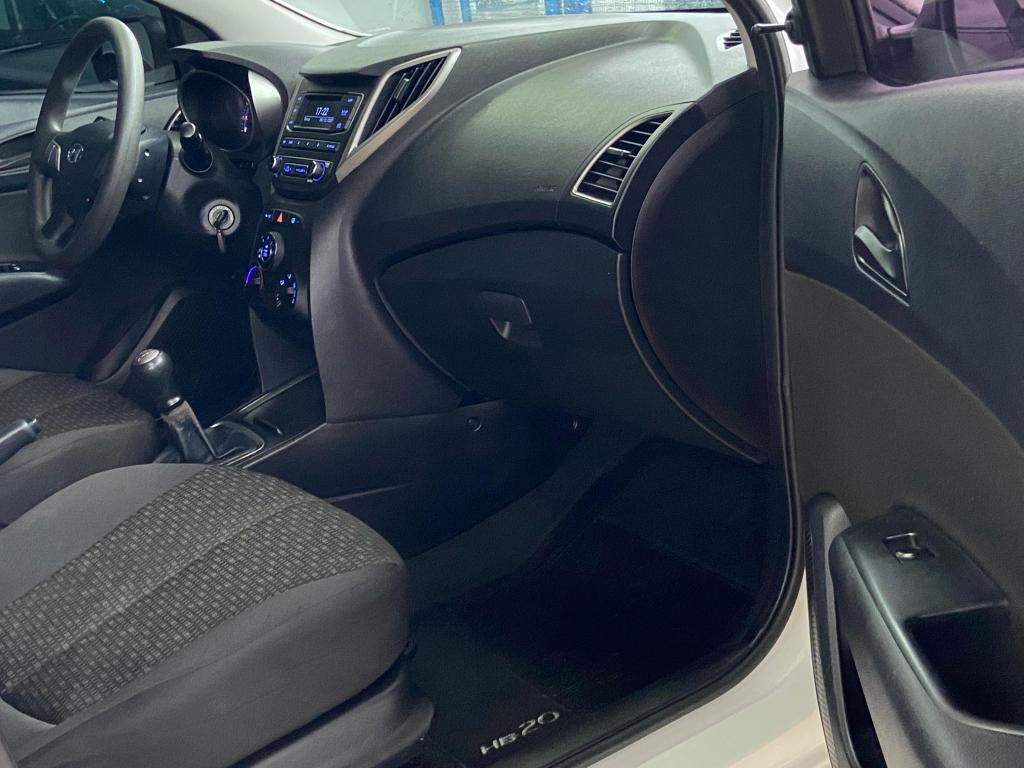 HYUNDAI HB 20 Hatch - Foto