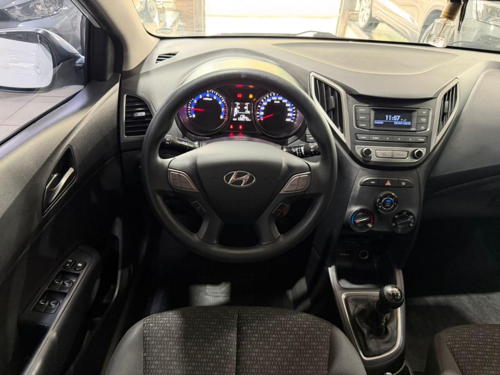 HYUNDAI HB 20 Hatch - Foto